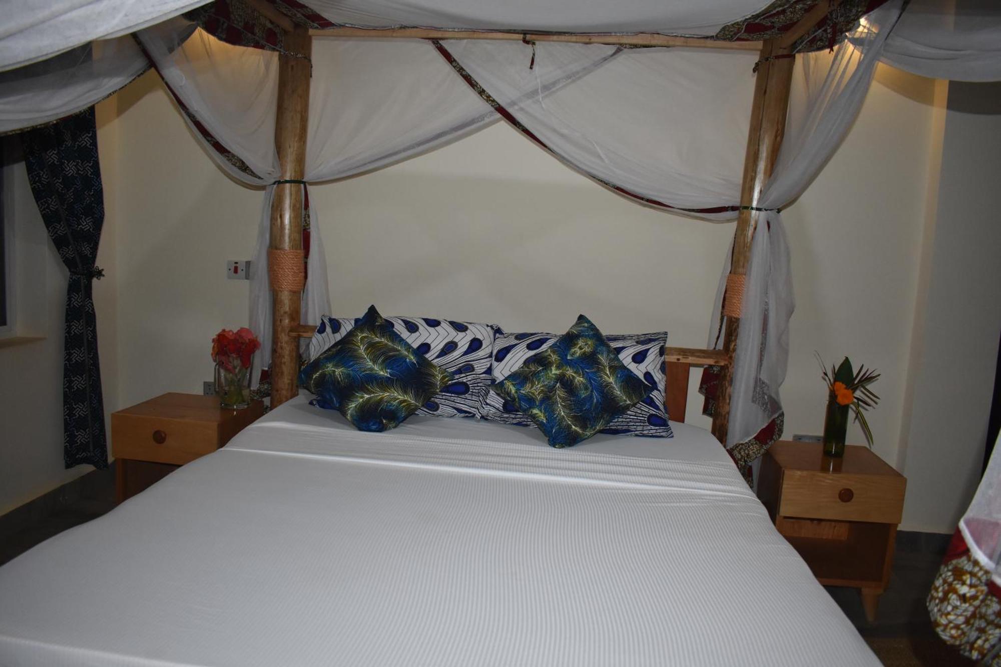 Kilimanjaro Accommodation Msaranga Екстер'єр фото