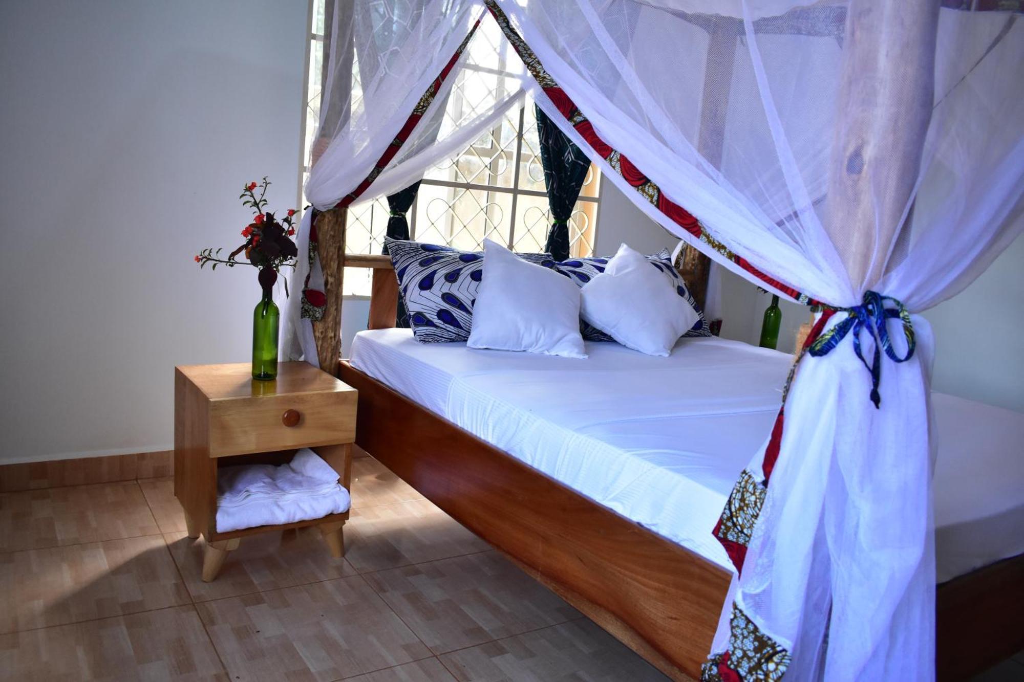 Kilimanjaro Accommodation Msaranga Екстер'єр фото