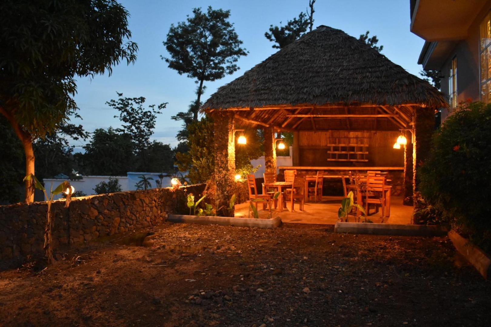 Kilimanjaro Accommodation Msaranga Екстер'єр фото