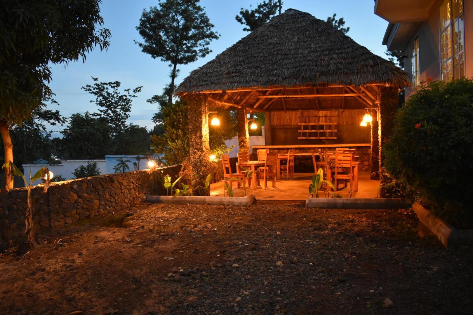 Kilimanjaro Accommodation Msaranga Екстер'єр фото